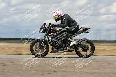 media/Apr-26-2024-TrackDaz (Fri) [[c4b677d280]]/C Group/140pm (Wheelie Bump)/
